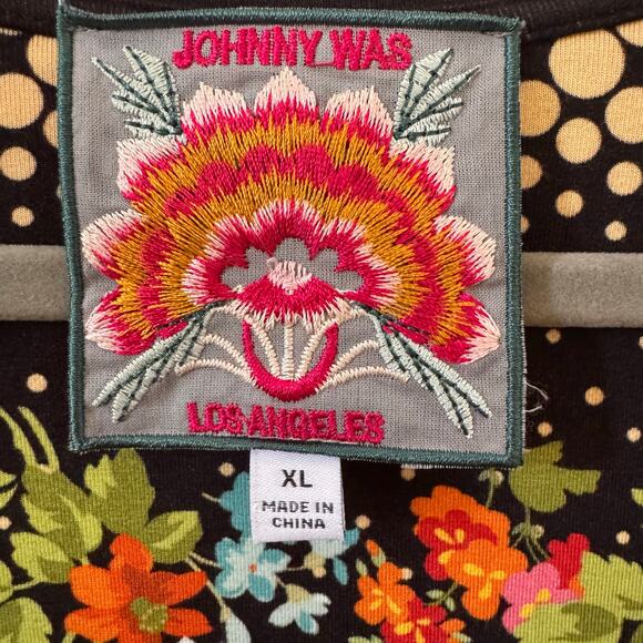 Johnny Was The Redland Favorite Short Sleeve V-Neck Swing Tee Multi Floral Sz XL - Picture 10 of 11